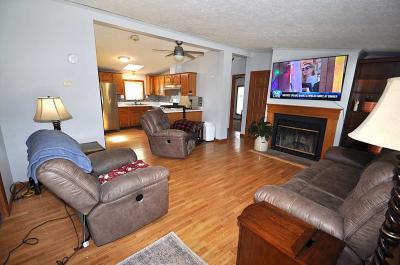 Photo 4 of 18 of home located at 493 Golden Oak Ct. Sheboygan Falls, WI 53085