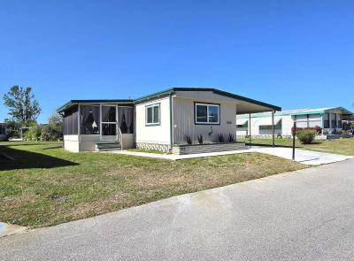Mobile Home at 3038 Bay Aristocrat Dr Sarasota, FL 34234