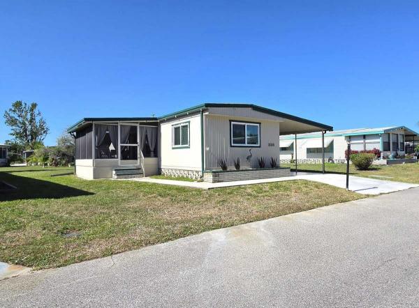 Photo 1 of 2 of home located at 3038 Bay Aristocrat Dr Sarasota, FL 34234