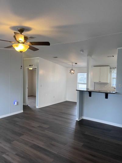 Photo 3 of 17 of home located at 649 Queen Palm Drive Davenport, FL 33837