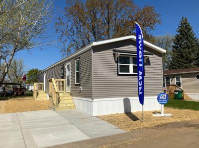 Mobile Home at 150 Highway 10 North, Site # 511 Saint Cloud, MN 56304