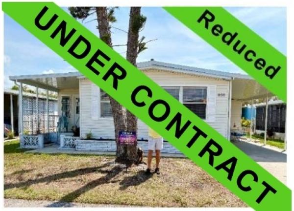 Photo 1 of 2 of home located at 956 Bonaire E Venice, FL 34285