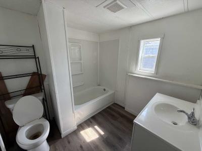 Photo 5 of 12 of home located at 1712 S Dixie Hwy #47 Crete, IL 60417