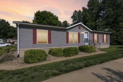 Mobile Home at 28 Pheasant Glen Collinsville, IL 62234