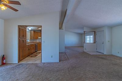 Photo 5 of 24 of home located at 176 Devon Way Henderson, NV 89074