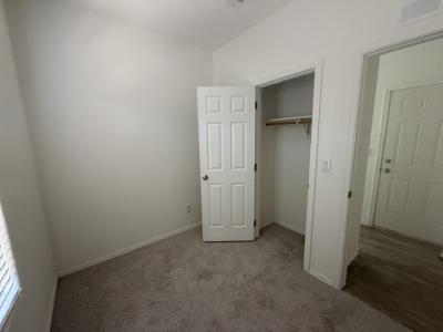 Photo 5 of 8 of home located at 540 W Limberlost #E3 Tucson, AZ 85705