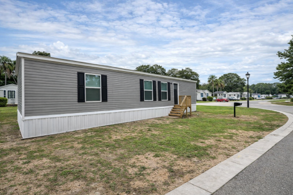 2025  Mobile Home For Sale