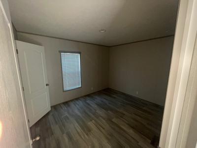 Photo 5 of 12 of home located at 97 Greendale Ct Saint Charles, MO 63301