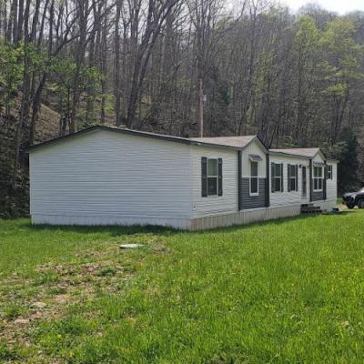 Photo 2 of 24 of home located at 1050 Sears Run Rd Orma, WV 25268