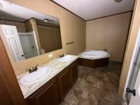 2016 SOLUTION 38SLT28603AH16 Manufactured Home
