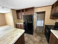 2016 SOLUTION 38SLT28603AH16 Manufactured Home
