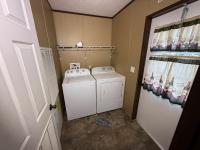 2016 SOLUTION 38SLT28603AH16 Manufactured Home