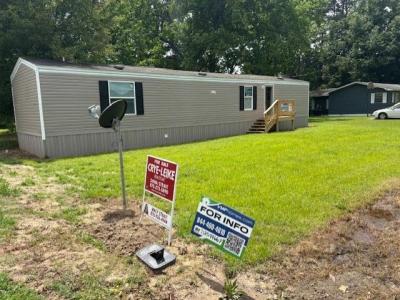 Mobile Home at 210 E Vine Russell, AR 72139