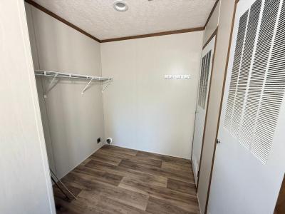 Photo 5 of 10 of home located at 218 County Road 3550 Cleveland, TX 77327