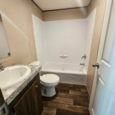Photo 2 of 13 of home located at 42 Rose Ln Saint Albans, WV 25177