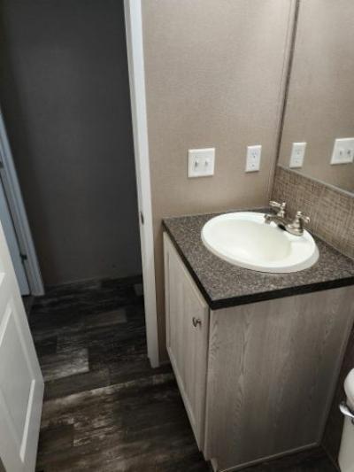 Photo 3 of 16 of home located at 561 Davis Rd Hemingway, SC 29554