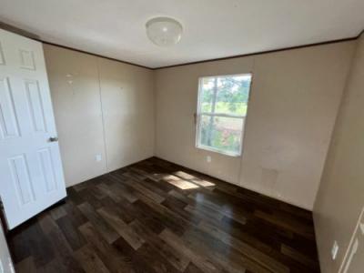 Mobile Home at 3386 Peanut Plant Rd Elizabethtown, NC 28337