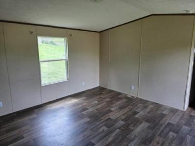 Mobile Home at 529 Bennett Branch R Siler, KY 40763
