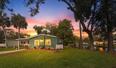 Photo 3 of 31 of home located at 2588 S. Sable Pt. Homosassa, FL 34448