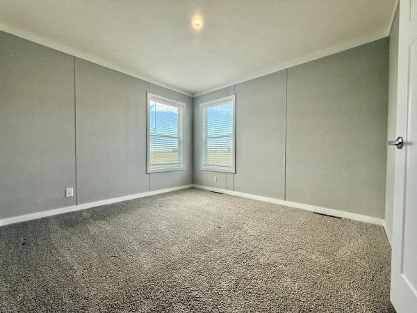2025 Skyline LH28810 (3BR) Mobile Home