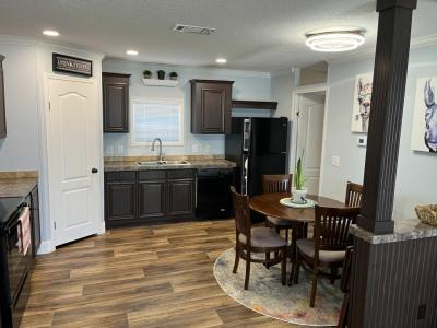 Photo 2 of 20 of home located at 226 Dordrecht Street Ellenton, FL 34222