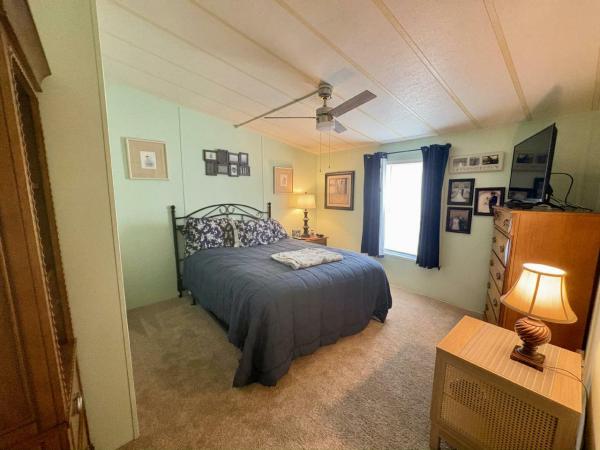 1987 BROO Manufactured Home