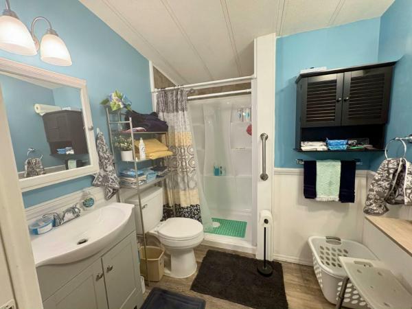 1987 BROO Manufactured Home