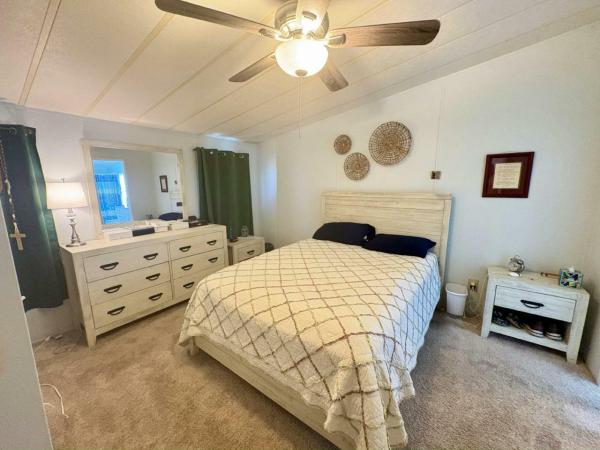 1987 BROO Manufactured Home