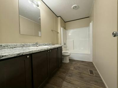 Photo 5 of 11 of home located at 7400 Glen Leaf Dr., #114 Shreveport, LA 71129