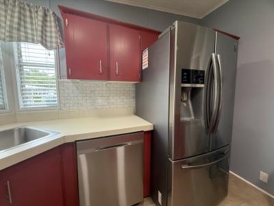 Photo 5 of 16 of home located at 5314 Furness Circle Lot 390 Sarasota, FL 34241