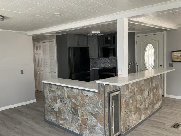1978 KWMH HS Mobile Home