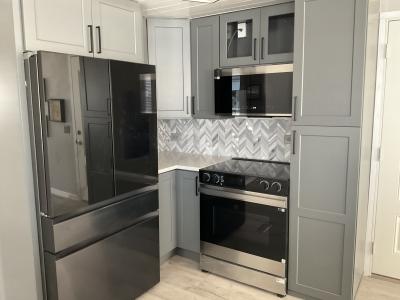 Photo 5 of 13 of home located at 3901 Bahia Vista St. #133 Sarasota, FL 34232