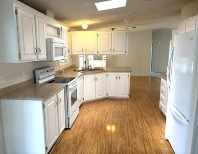 Photo 4 of 16 of home located at 2159 Cypress Cross Dr Lot 433 Lakeland, FL 33810