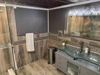 1976 Oakridge Mobile Home