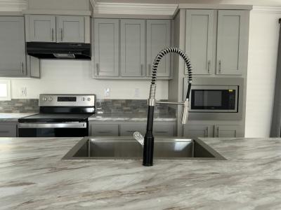 Photo 4 of 20 of home located at 13124 Lemon Avenue Grand Island, FL 32735
