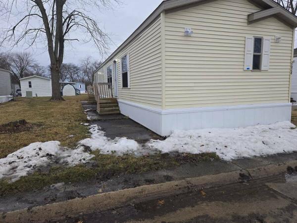 Photo 1 of 2 of home located at 2628 Samuel Drive Saginaw, MI 48601