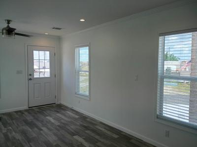 Photo 3 of 11 of home located at 26 Lily Dr Lake Placid, FL 33852
