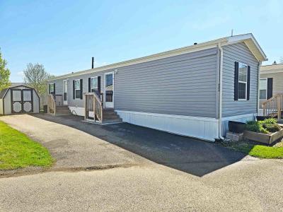 Mobile Home at 12860 Mayfield Rd Lot 52 Chardon, OH 44024
