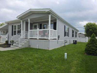Photo 3 of 18 of home located at 407 Pin Oak Circle Elyria, OH 44035
