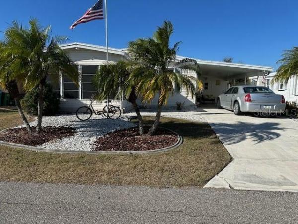 Photo 1 of 2 of home located at 5601 Duncan Rd., #31 Punta Gorda, FL 33982