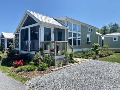 Mobile Home at 43 Skipping Stone Lane Flat Rock, NC 28731