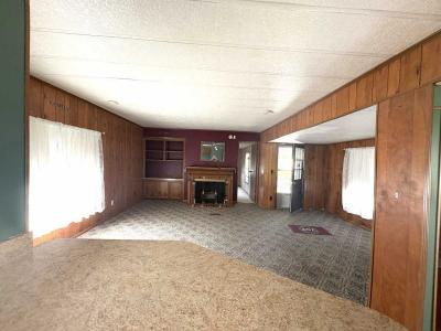 Photo 3 of 8 of home located at 384 Laird Mount Morris, MI 48458