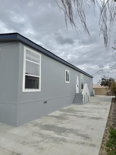 Photo 4 of 19 of home located at 26424 Doveweed Canyon Country, CA 91351