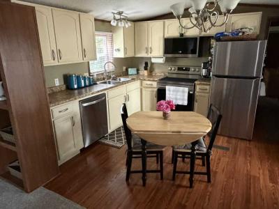 Photo 4 of 8 of home located at 1818 Wallstreet Cir Indianapolis, IN 46234