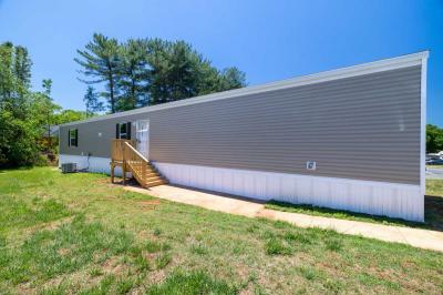 Mobile Home at 421 Villa Dr Kernersville, NC 27284
