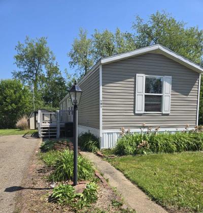 Mobile Home at 131 Rolling Park Drive North Massillon, OH 44647