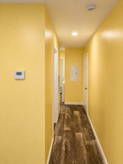 Photo 4 of 11 of home located at 3416 Kramers Ln #81 Louisville, KY 40216