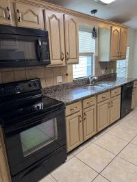 1985 Barr Manufactured Home