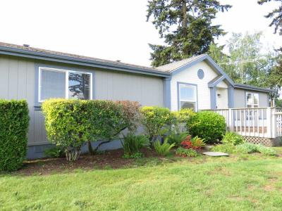 Mobile Home at 4573 Knightsbridge Rd Canby, OR 97013