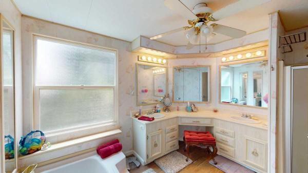 1976 Silvercrest Mobile Home